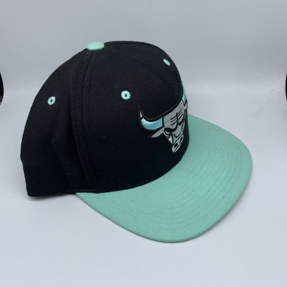 Chicago Bulls Igloo Mitchell & Ness‎ Hat Snapback Cap Michael Jordan - Picture 2 of 6